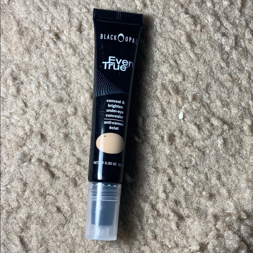 Concealer - Picture 2 of 2